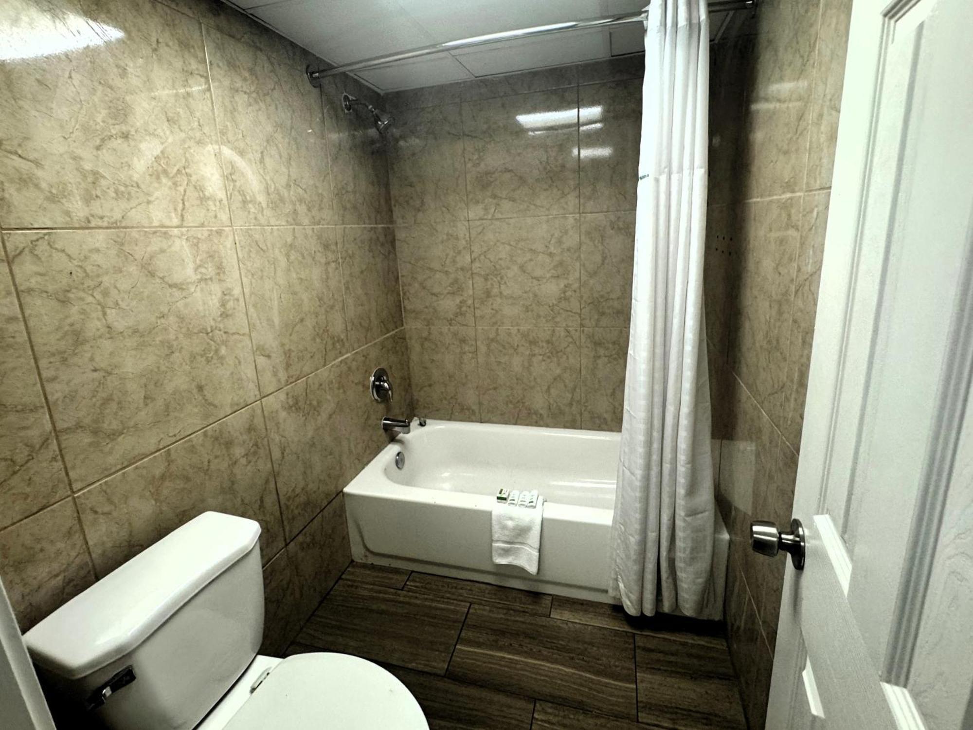 מלון Super 8 By Wyndham Corpus Christi Airport מראה חיצוני תמונה