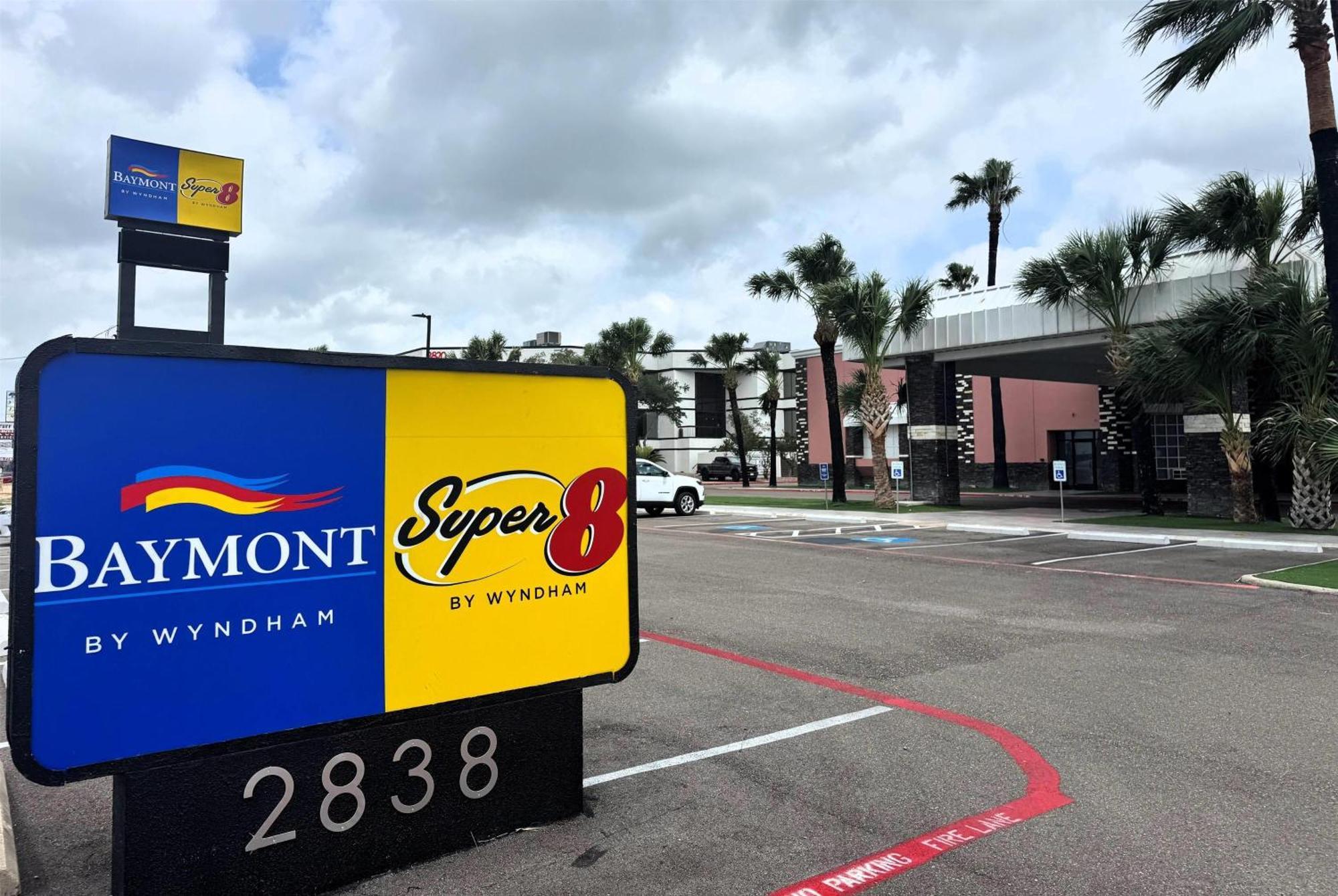 מלון Super 8 By Wyndham Corpus Christi Airport מראה חיצוני תמונה
